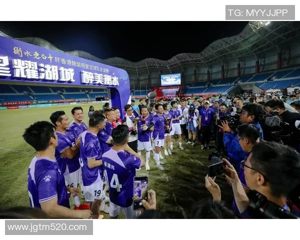 足球明星如何通过节奏感提升比赛表现与观众体验的完美结合