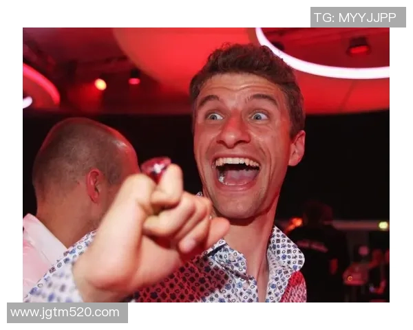 足球明星私下搞笑瞬间大曝光笑翻全场的趣味图片合集