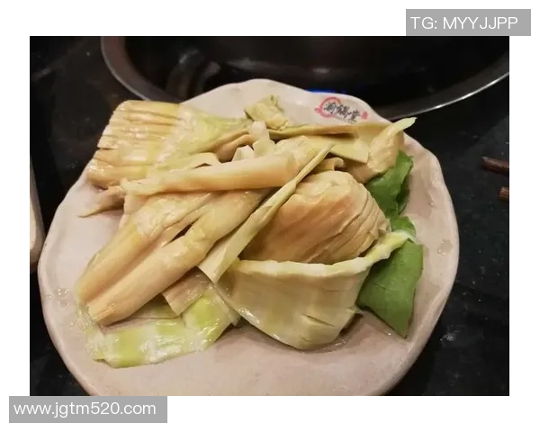 陈丽的篮球人生:从梦想起步到职业生涯的精彩旅程 陈丽的篮球人生:从梦想起步到职业生涯的精彩旅程